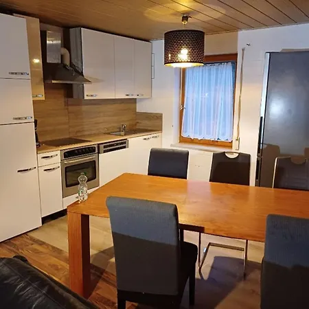 アパート Erdgeschosswohnung Mit 3 Schlafzimmer *