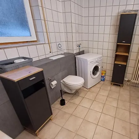 Erdgeschosswohnung Mit 3 Schlafzimmer アパート Wolpertshausen